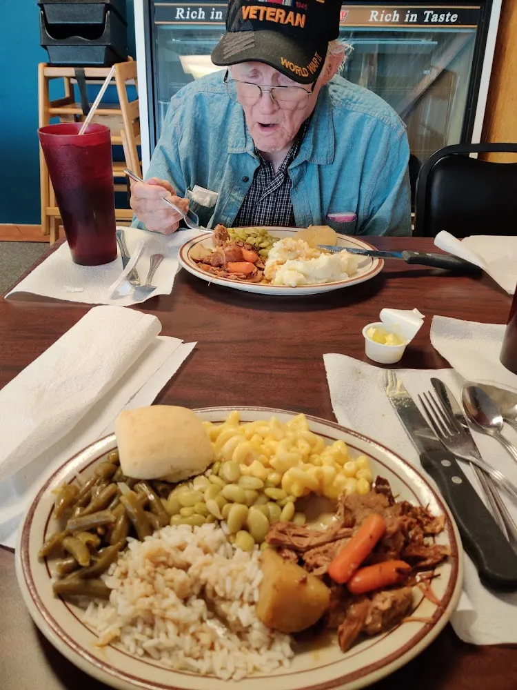 Pot Roast Green Beans Mac and Cheese